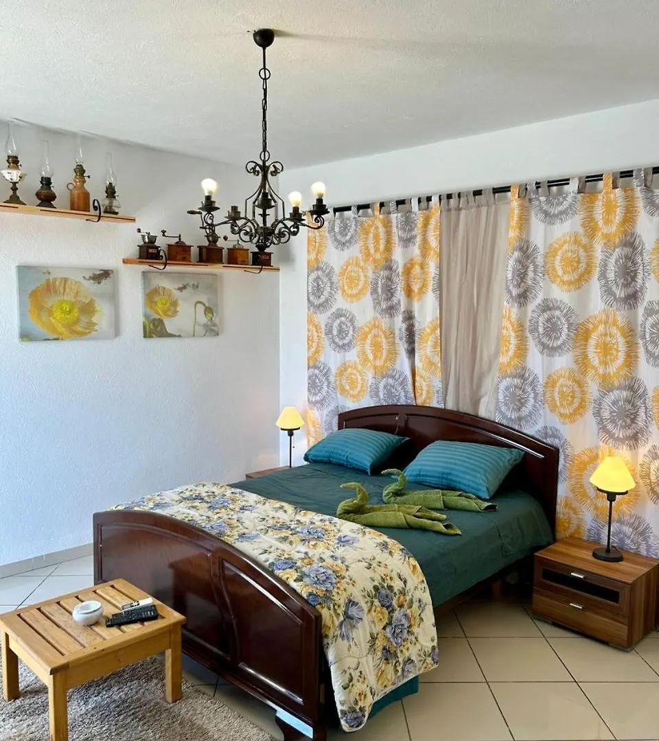 L'Artisan Hotel Harqalah 0*,